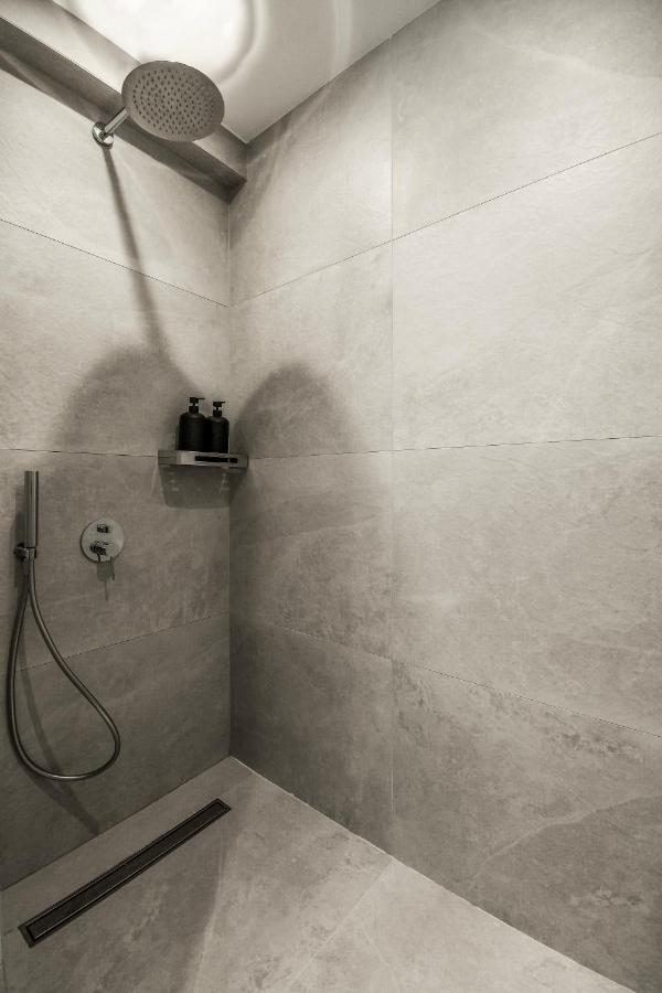 Luxury Downtown Apartment C2 Tesalonika Bagian luar foto