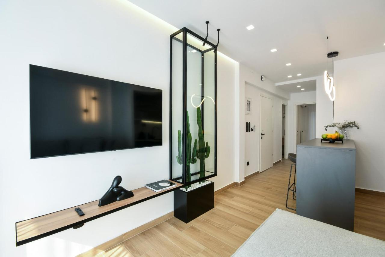 Luxury Downtown Apartment C2 Tesalonika Bagian luar foto