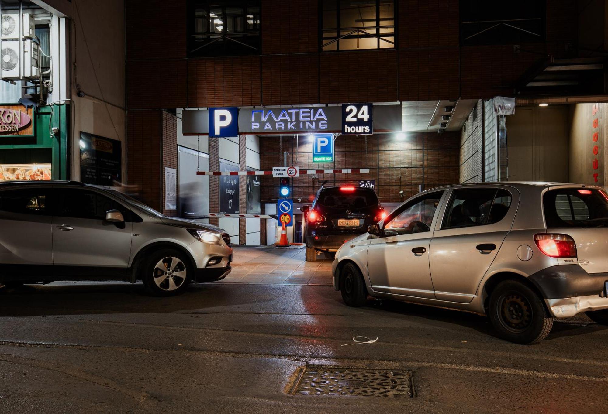 Luxury Downtown Apartment C2 Tesalonika Bagian luar foto